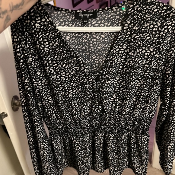 Women’s blouse - Picture 3 of 4